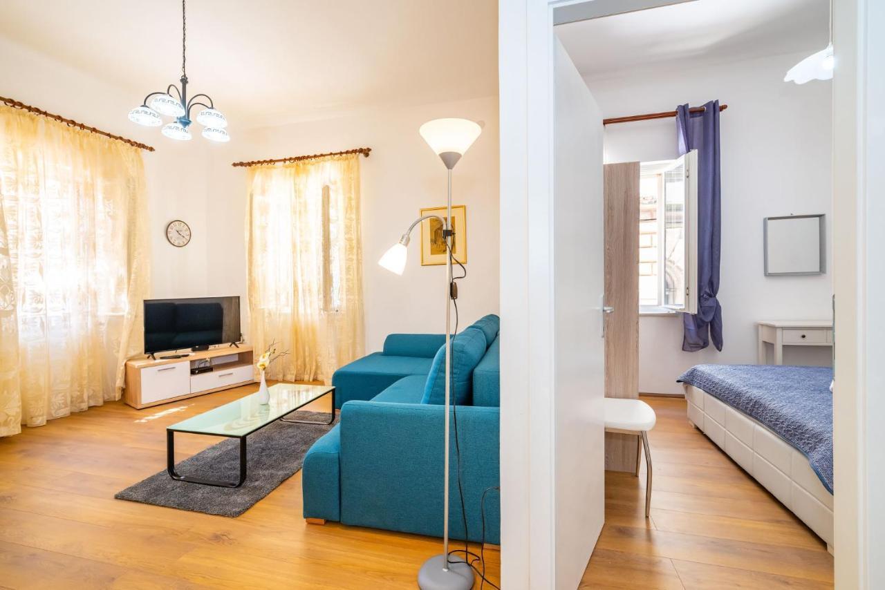 History Apartments Center Zadar Exteriör bild